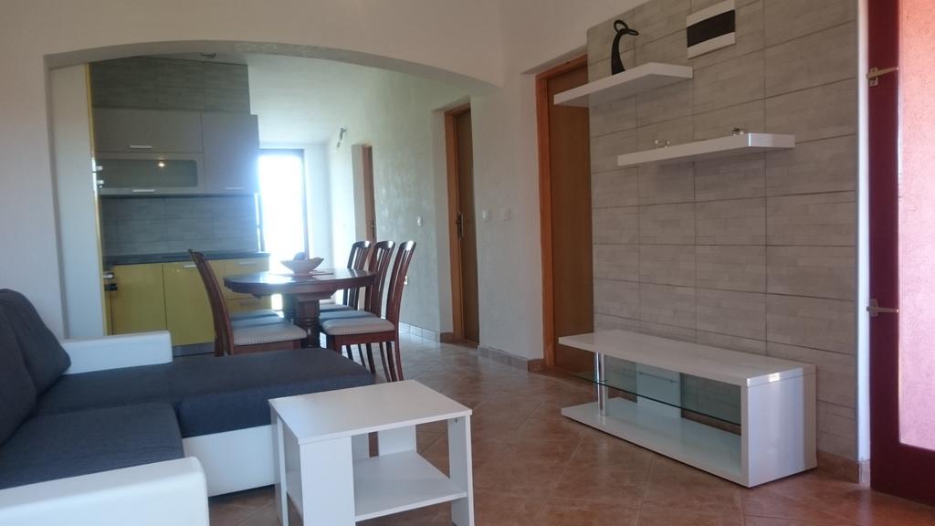Apartments Ema Вир Екстер'єр фото